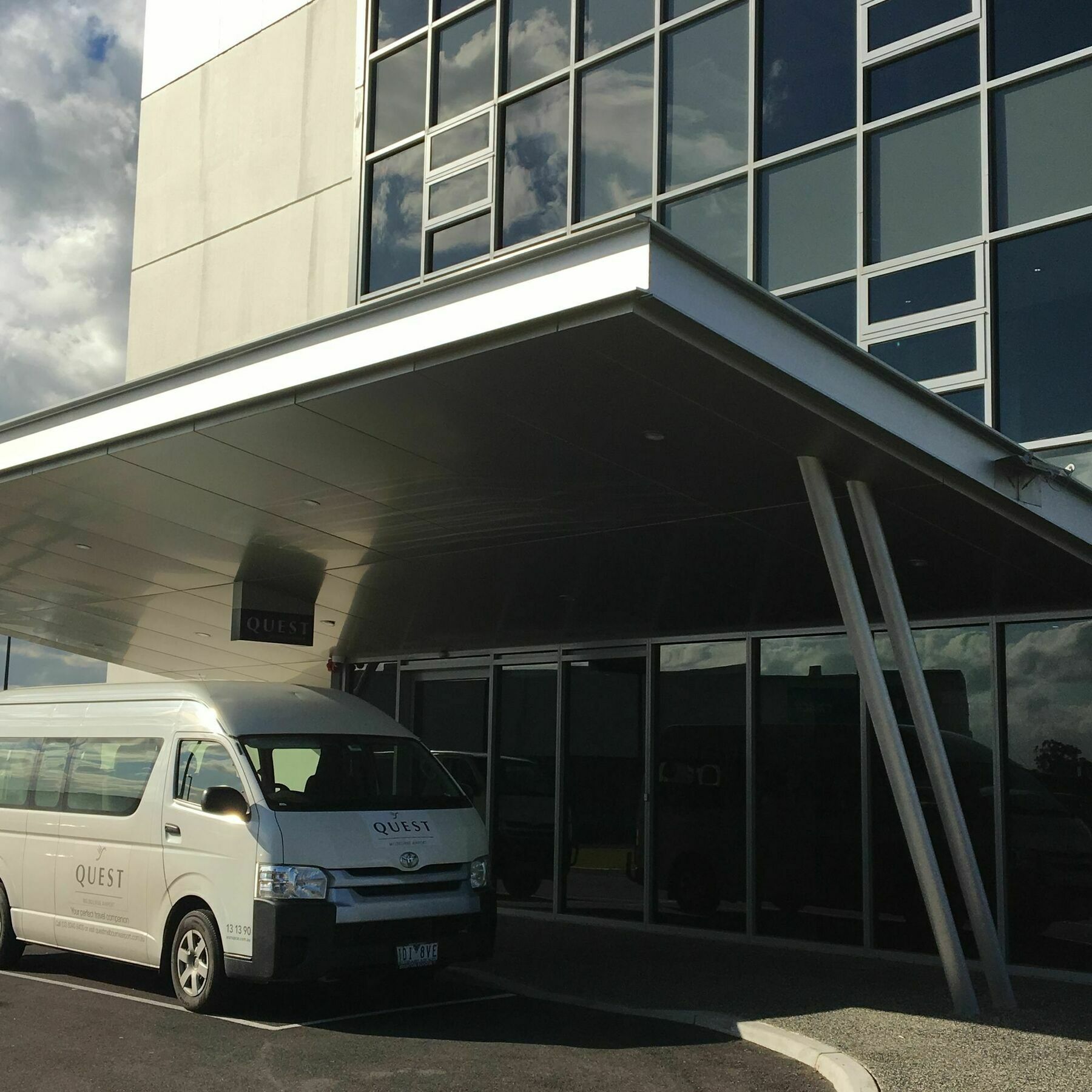 Quest Melbourne Airport Aparthotel Εξωτερικό φωτογραφία